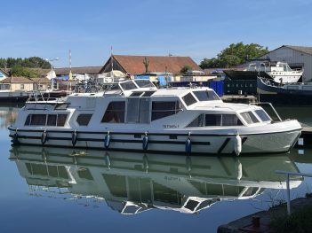 Vedette à vendre