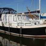 Vedette à vendre