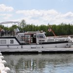 Mixed sea/river boat – photo 1