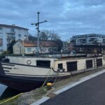 17 M BARGE – photo 1