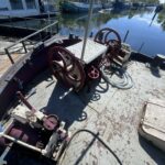 Freycinet barge 38.97 m BONANZA (1957) – foredeck with winches and windlass