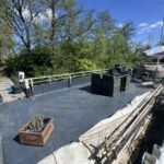 Freycinet barge 38.97 m BONANZA (1957) – outdoor deck terrace with garden furniture