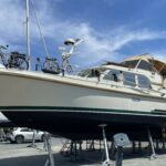 Linssen Grand Sturdy 40.9 AC Dutch motor yacht CALIMERO (2015) – hull ashore, port view