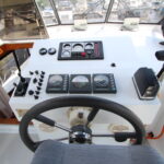 Vrijon Contessa 4.0 Dutch motor yacht Second Pearl (2000) – interior helm station