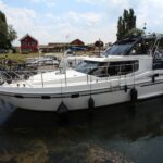 Vrijon Contessa 4.0 Dutch motor yacht Second Pearl (2000) – exterior view at the dock