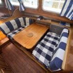 Pedro 30 Dutch motor cruiser Hiva Oa (1991) – dinette converting into a double berth