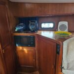 Aquanaut 11 m Dutch motor cruiser Aldebaran (1994) – galley annexe with microwave
