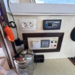 Connoisseur 1135 river cruiser Ingrine (1986) – 230 V electrical panel and sockets