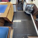 Connoisseur 1135 river cruiser Ingrine (1986) – saloon drop-leaf table and heater