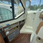 Nicols 1100 river cruiser Lodève (1998) – wheelhouse with storage and side door