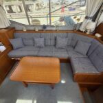 Van Vliet Atico 38 motor cruiser Joanne (1994) – saloon, corner sofa and coffee table