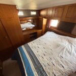 Van Vliet Atico 38 motor cruiser Joanne (1994) – aft cabin, double bed and dressing table